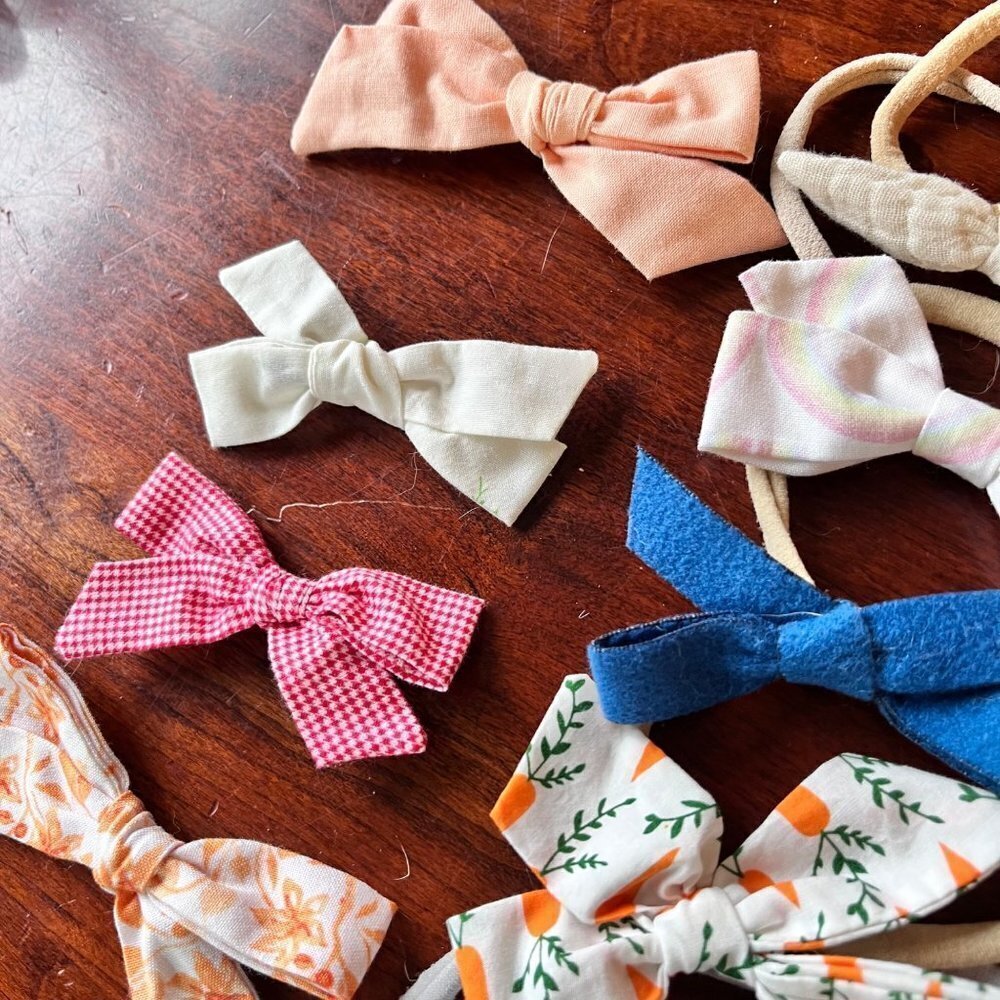 Large Baby Girls Bundle of Hair Bows and Headbands- Size 0-12m - Picture 3 of 5